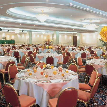 Holiday Inn Al Salam Jeddah Restaurant foto