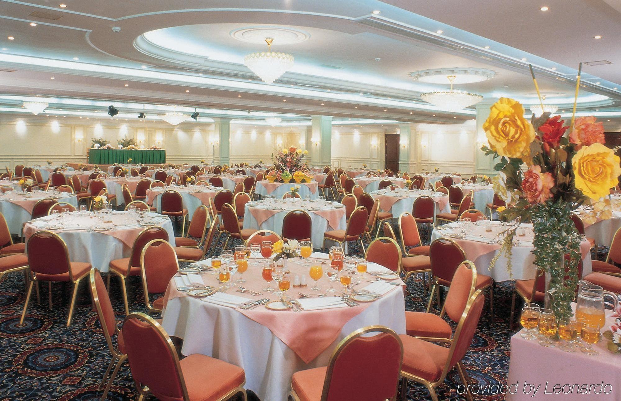 Holiday Inn Al Salam Jeddah Restaurant foto