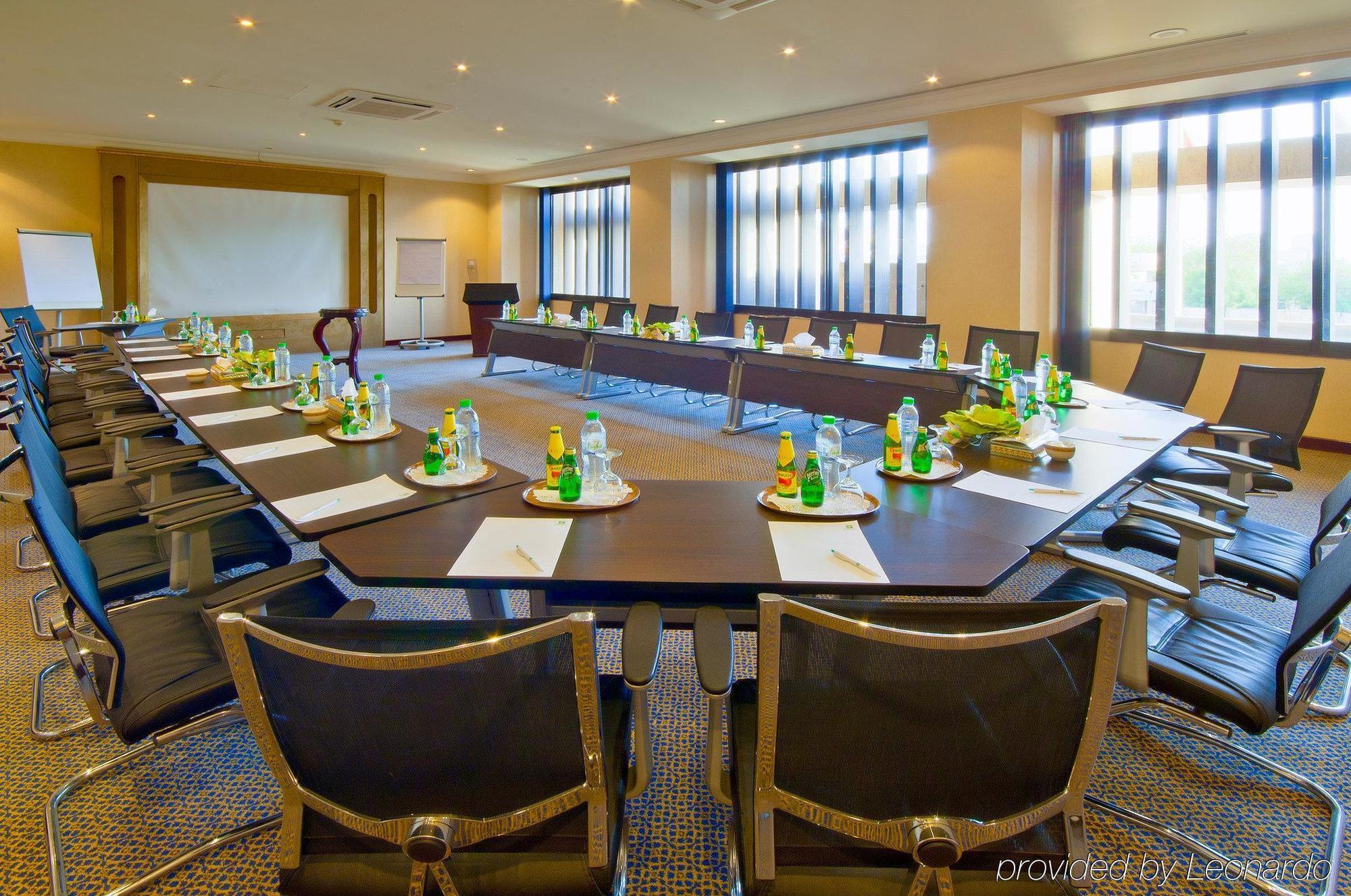 Holiday Inn Al Salam Jeddah Afaceri foto